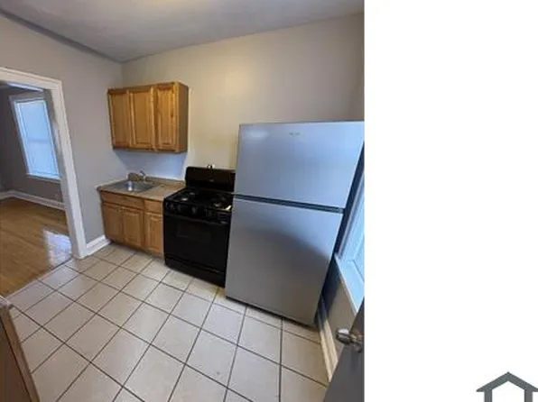 7916 S Dobson Ave APT 1W, Chicago, IL 60619