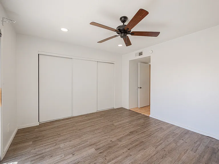 2145 S Dorsey Ln — Photo 12