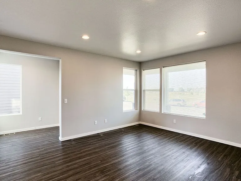2826 Sykes Dr — Photo 6