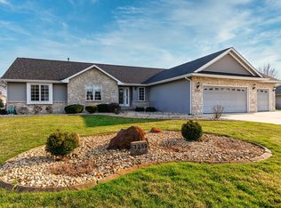 3269 Prairie Rd, Belvidere, IL 61008