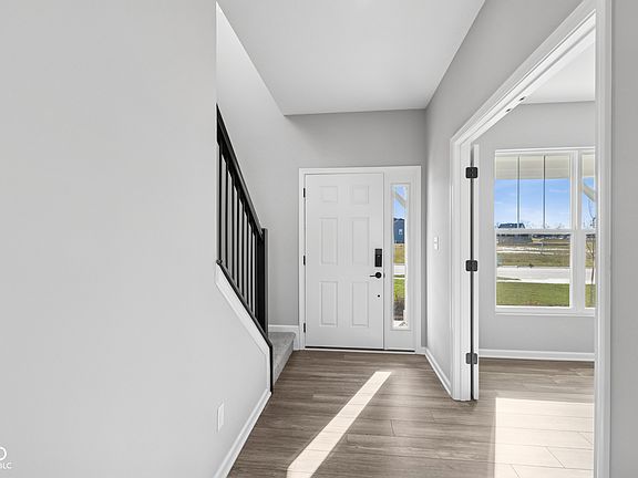 3rd image of 4246 Hayden Valley Dr