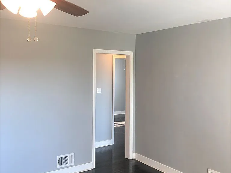 1406 Little John Rd — Photo 8