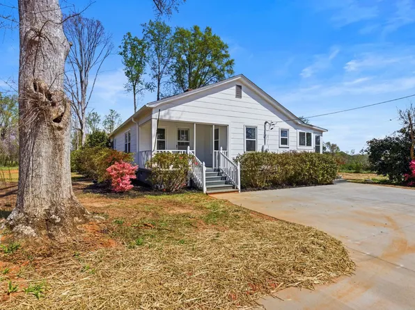 764 Bethesda Rd, Spartanburg, SC 29302