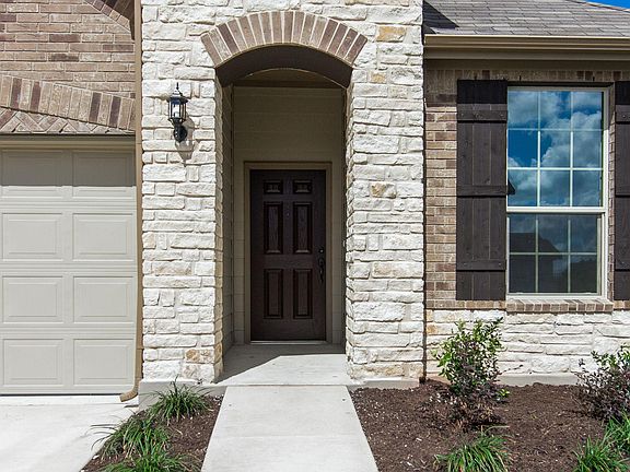 3rd image of 9808 Acero Dr