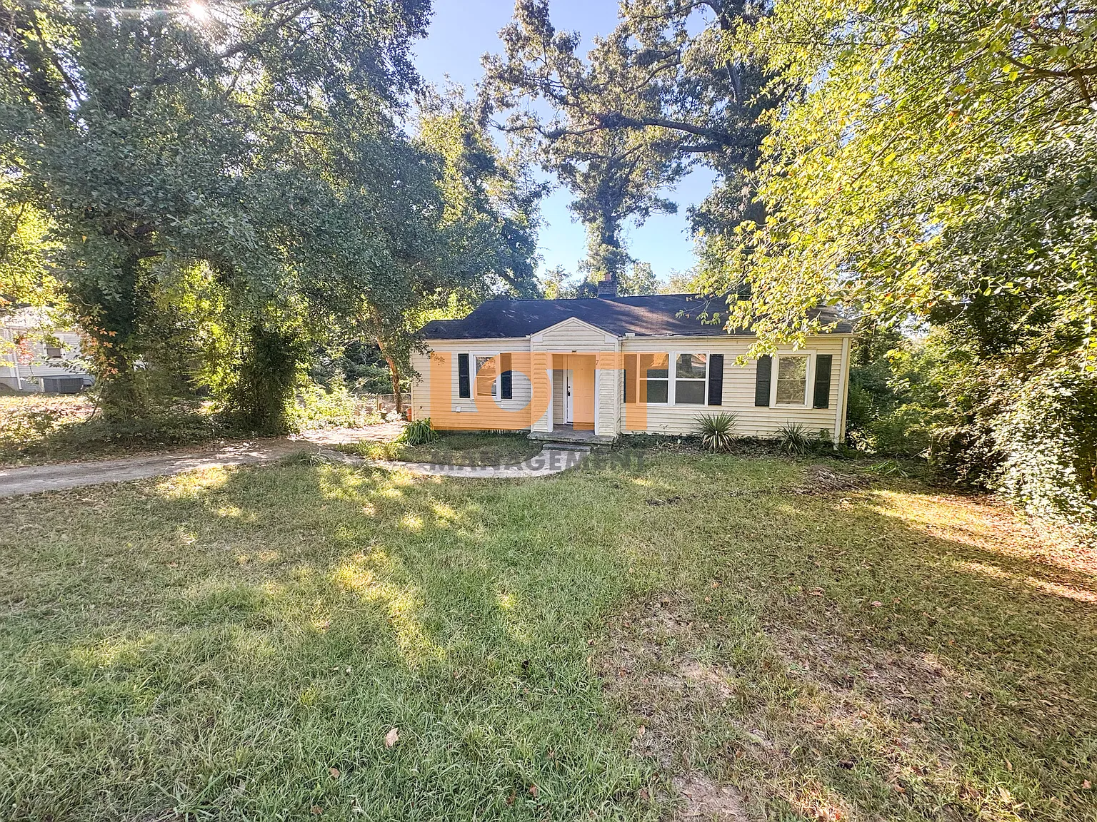 3 bed, 746 sqft, $1,200 — Photo 3