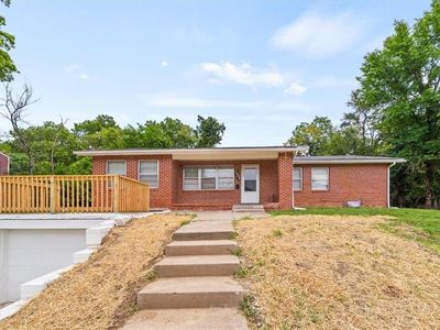 7557 Olive St, Kansas City, MO, 64132
