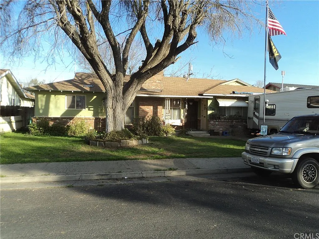 1700 Bette St photo 1