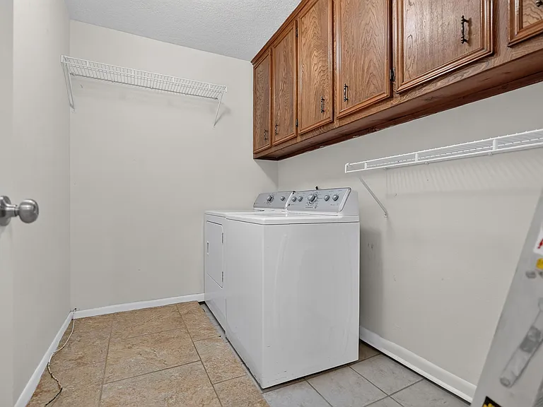 2614 Spicewood Ct — Photo 27