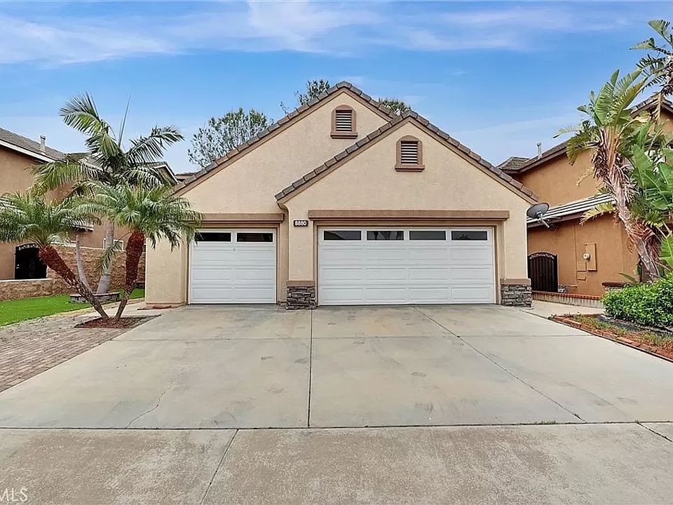 1st image of 8880 E Foxhollow Dr