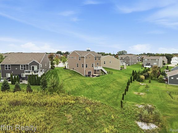 2nd image of 1495 Douglas Fir Ct
