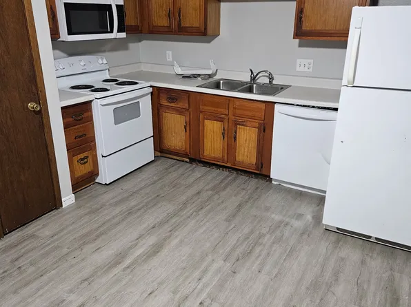 901 Evans St #6, Sloan, IA 51055