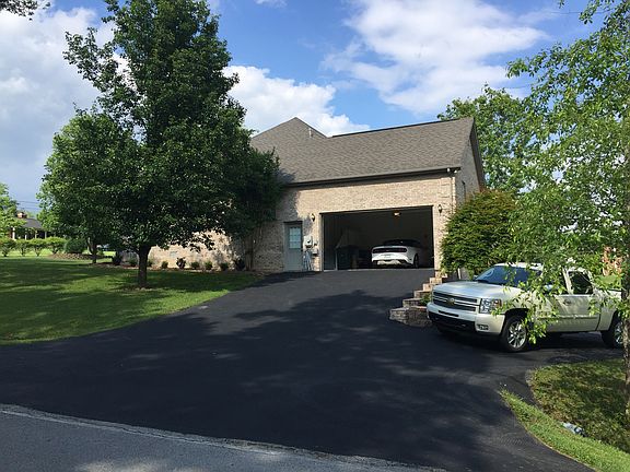 3rd image of 27 Shoreline Dr