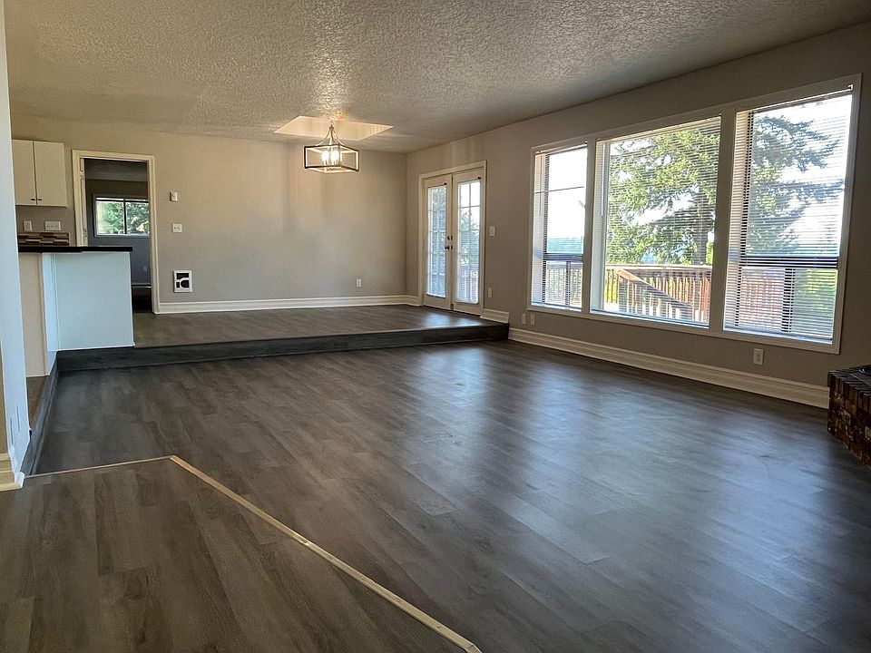 1st image of 38349 SE 70th St