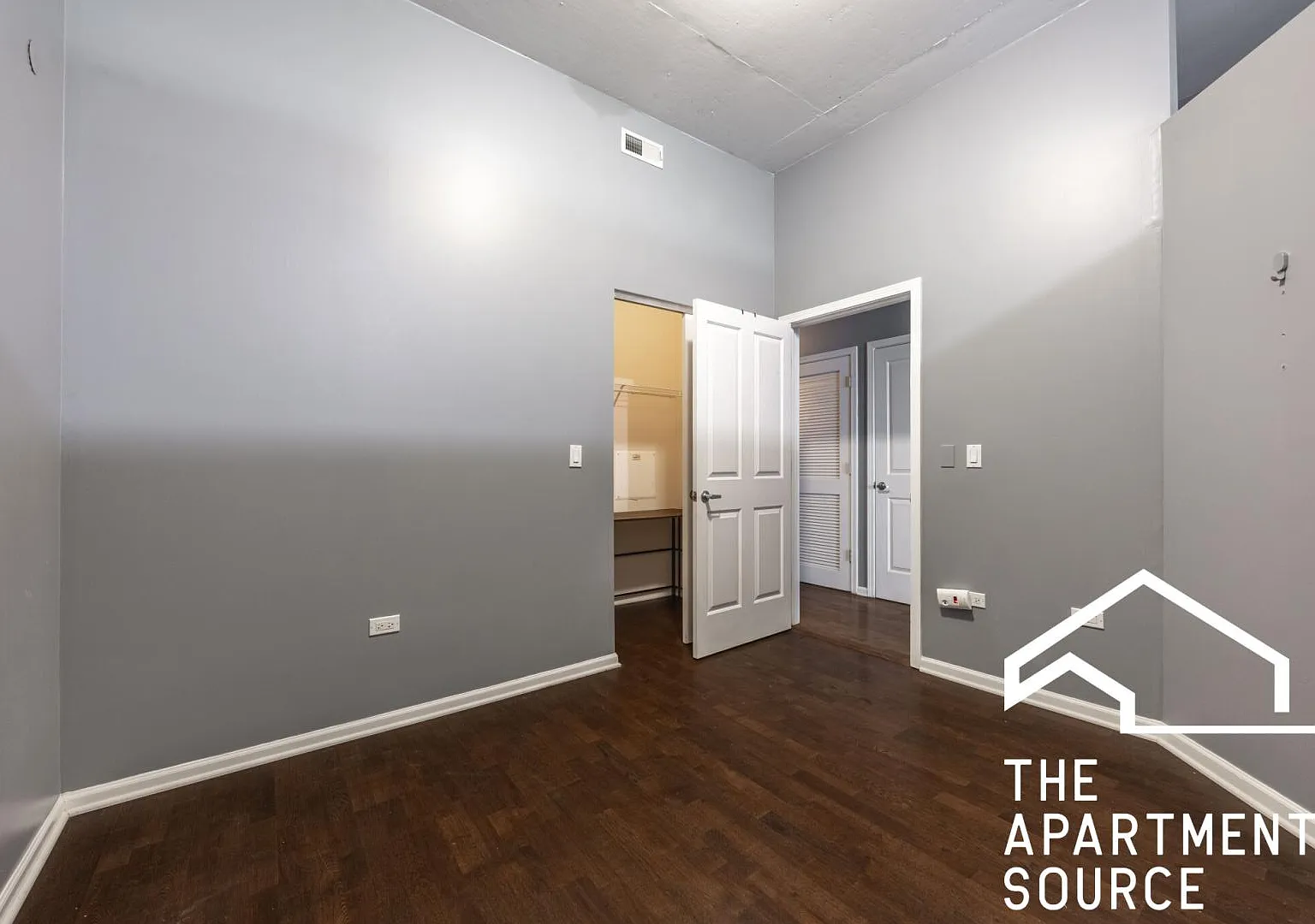 2 bed, 1200 sqft, $2,900 — Photo 4