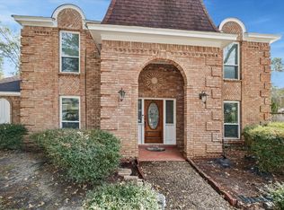 6723 Apple Valley Ln, Houston, TX 77069