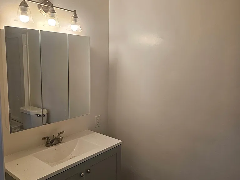 409 E Cedar Ave — Photo 11