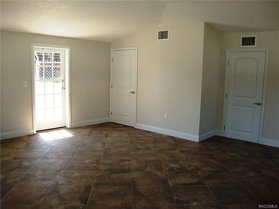 5th image of 2258 N Florida Ave