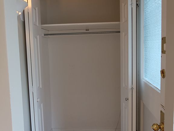 5th image of 5138 N Claremont Ave