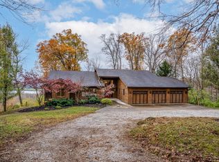 25 Locust Hill Rd, Cincinnati, OH 45245