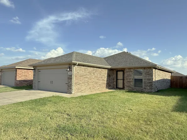 7417 103rd St, Lubbock, TX 79424