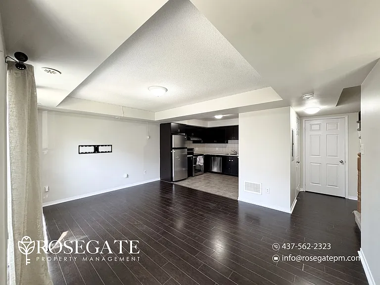60 Fairwood Cir #130 — Photo 4