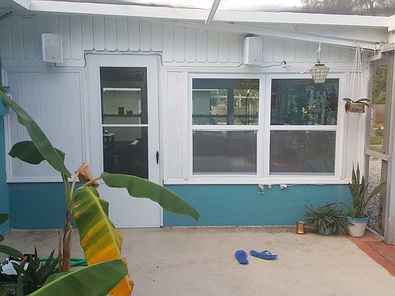 2nd image of 710 S Glenwood Ave