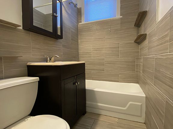 4th image of 815 W Bradley Pl #946718855