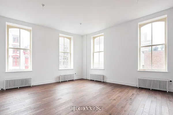 Rented by Town Residential | media 21