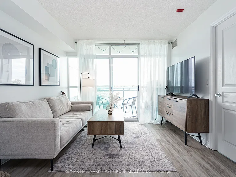 1600 Charles St #710 — Photo 6