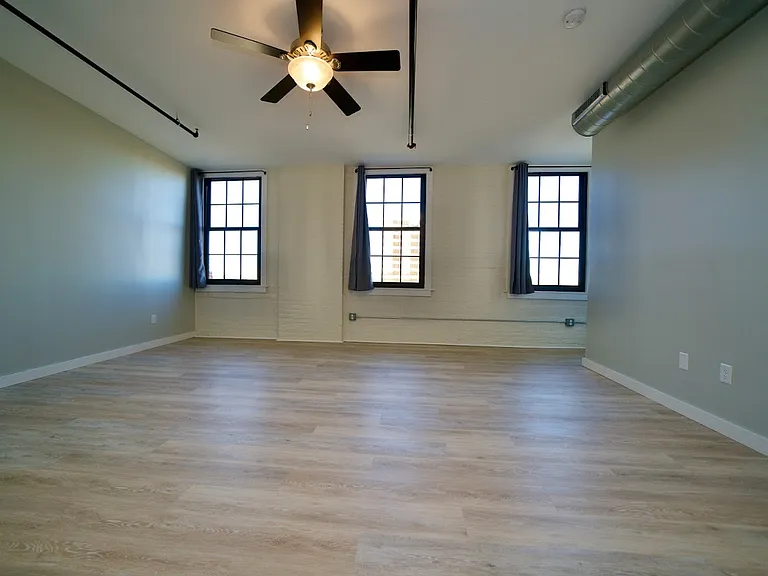 28 High St — Photo 15