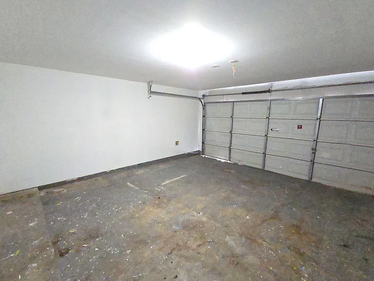 21802 Westfield Ridge Dr — Photo 17