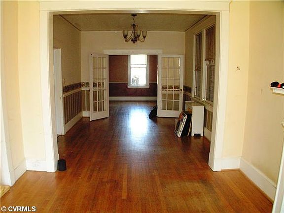 5th image of 3216 W Grace St
