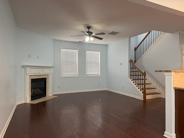438 Privet Cir — Photo 4