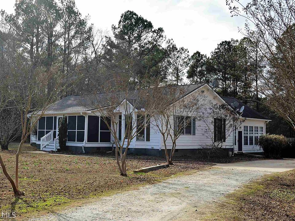 1st image of 50 McCard Lake Rd