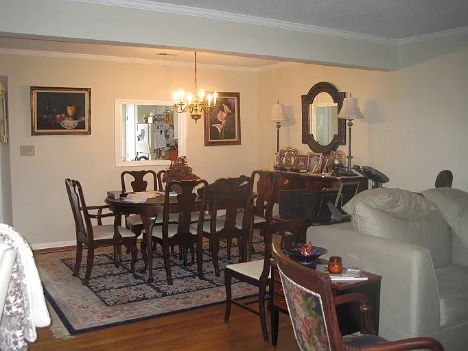 1583 Laureldale Dr — Photo 6