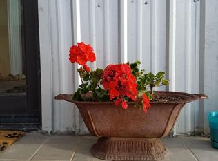 10 Bad Dog Rd, El Prado, NM 87529