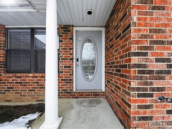 4th image of 6800 Deer Bluff Dr