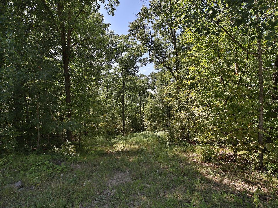 1st image of 49601 Thunderbird Dr