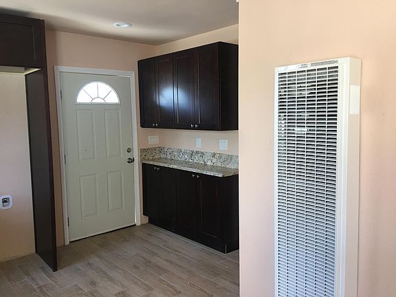 4th image of 9319 San Miguel Ave