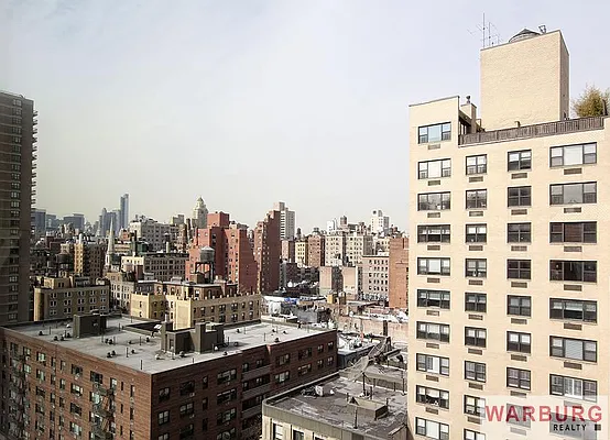 Sold by Warburg | media 21