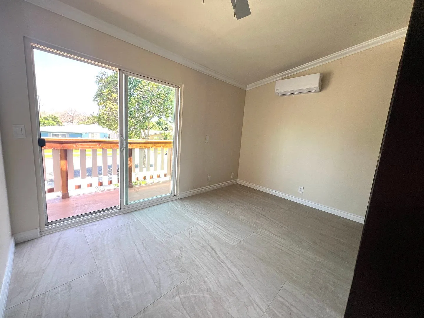 Carriage Unit on a Cul de Sac with pool access — Photo 3