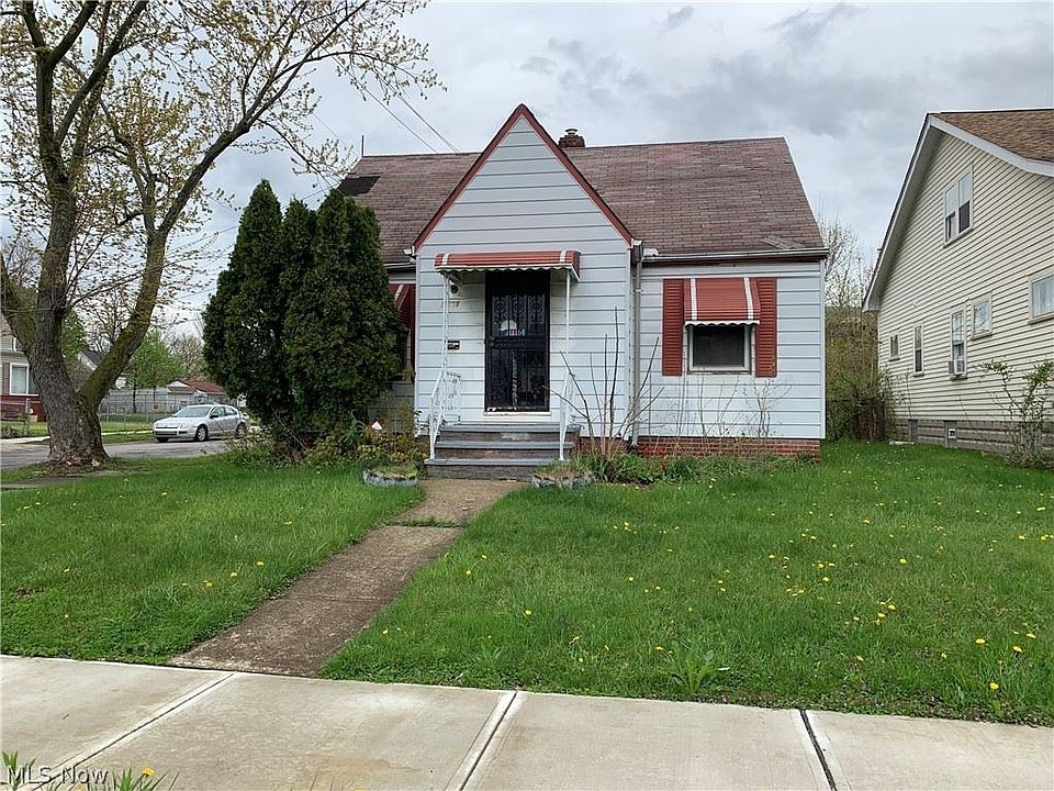 1st image of 3991 E 143rd St
