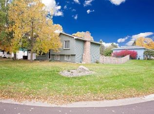 1721 Cochrane Ave, Eagan, MN 55122