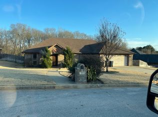 814 Crepe Myrtle Ln, Longview, TX 75604