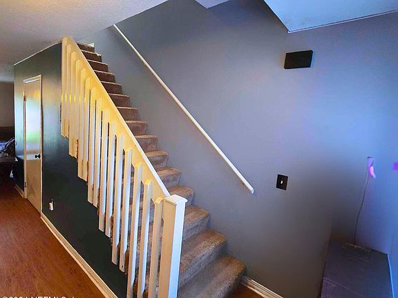 3rd image of 3051 COBBLEWOOD Lane E