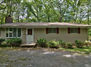 237 Thunderbird Ter, Stroudsburg, PA 18360