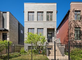 4614 S Champlain Ave, Chicago, IL 60653
