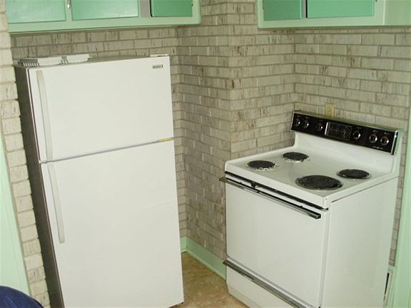 3rd image of 307 N Moore St