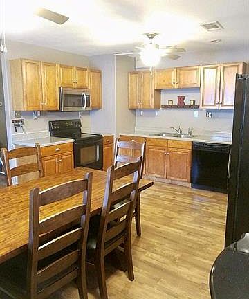 3rd image of 2304 Torres Dr