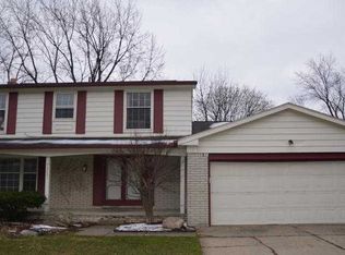 18451 Santa Ann Ave, Lathrup Village, MI